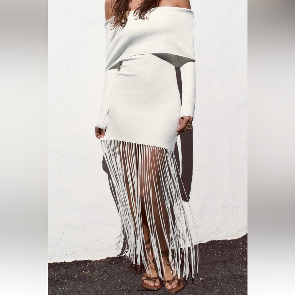 Zara Off-Shoulder Cream Fringe Long-Sleeve Dress - Picture 2 of 7